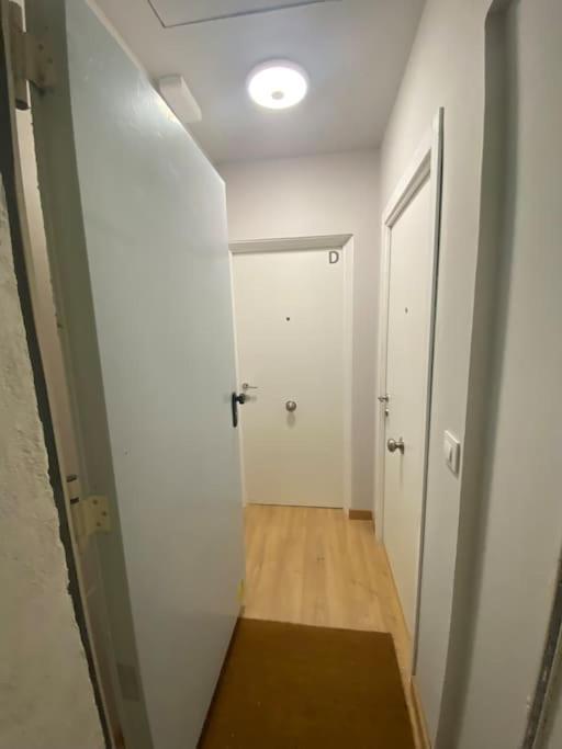 Studio In Barrio Salamanca Madrid Bagian luar foto